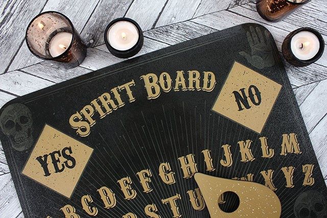 SKULL PRINT SPIRIT BOARD