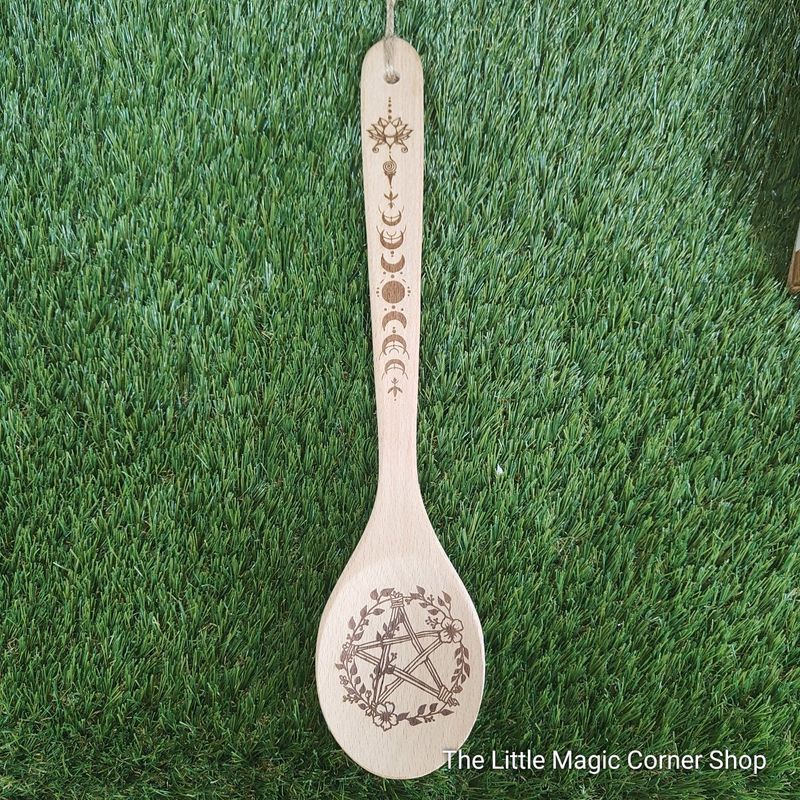 Laser Engraved Wooden Spoon – Pentacle &amp; Moon Phases