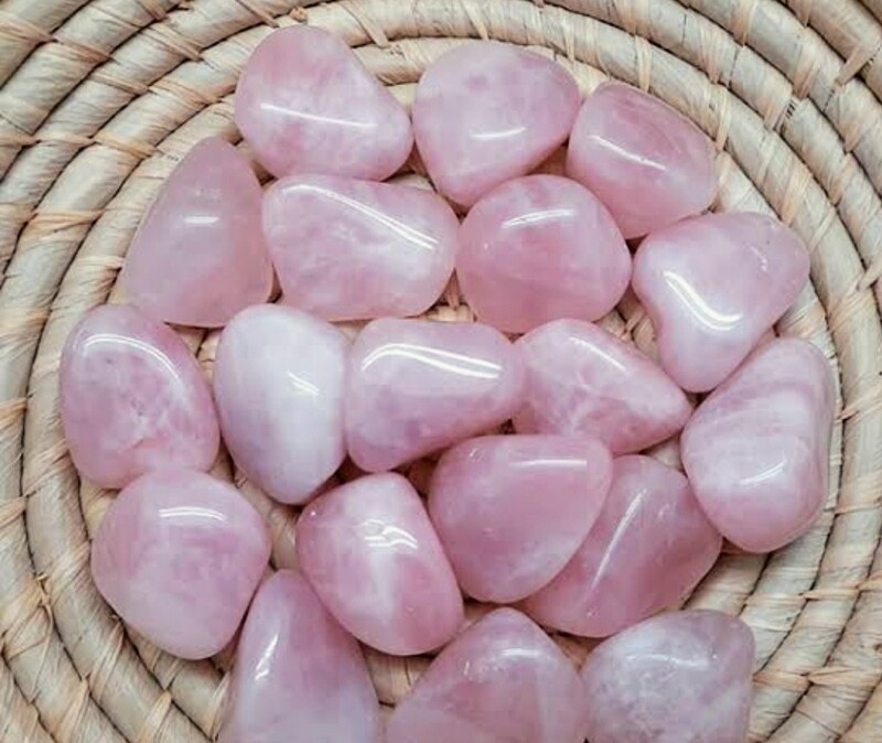 Rose quartz single- tumbled (for love, peace and calm)