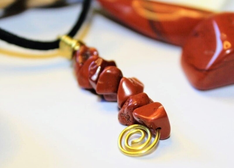 Red Jasper chip wire necklace (for confidence and energy)