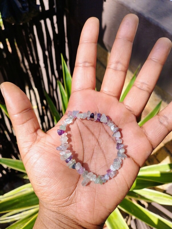 Rainbow Flourite chip elastic bracelet 