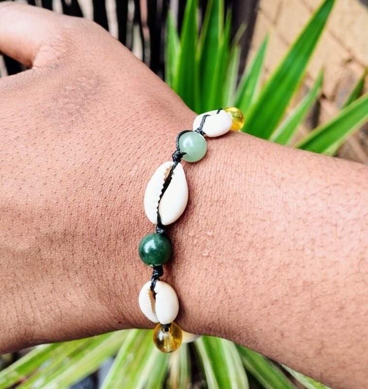 Protection &amp; Luck string bracelet (adjustable)