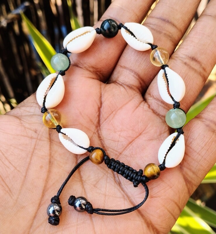 Protection &amp; Luck string bracelet (adjustable)