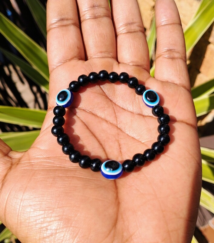 Children&#39;s Evil Eye elastic bracelet (for protection) has no crystals 