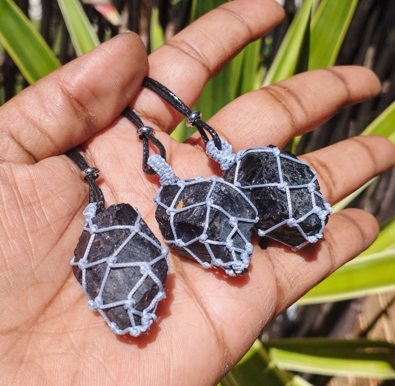 Black Tourmaline macramé necklace 