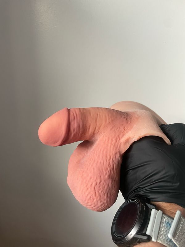 Big Scrotum Sally - 4.25"