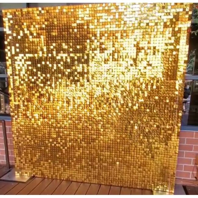 10X10 GOLD SHIMMER WALL RENTAL