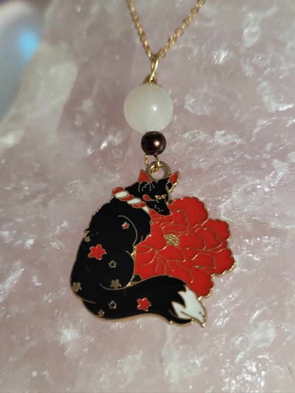 Pendentif Renard noire et pierre de lune