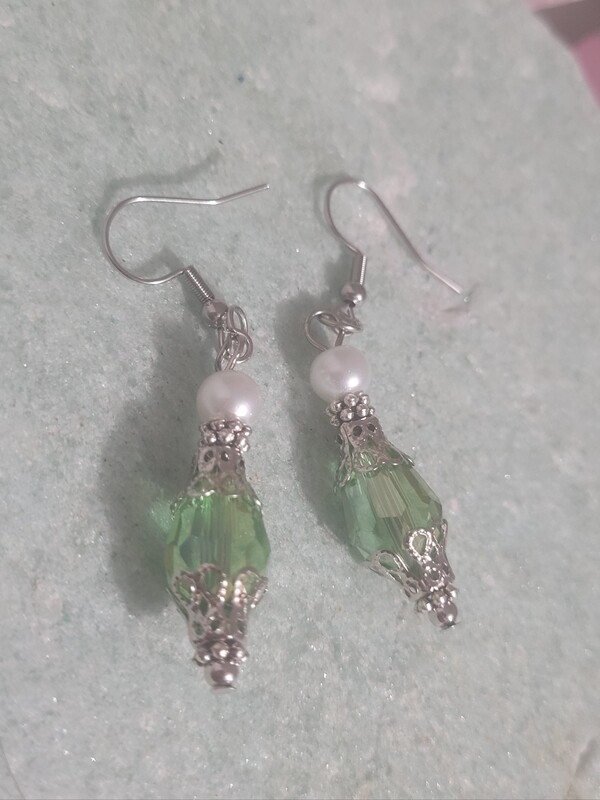 Boucles d&#39;oreilles effet goutte de cristal