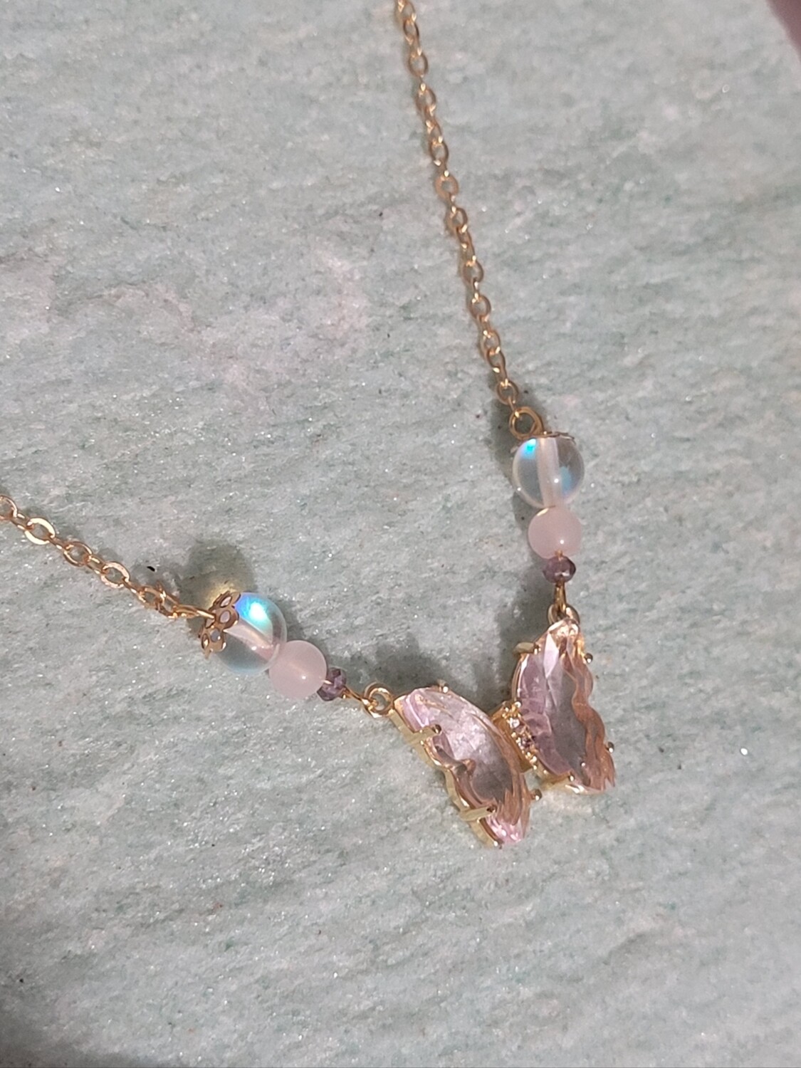 collier papillon Féérique quartz rose