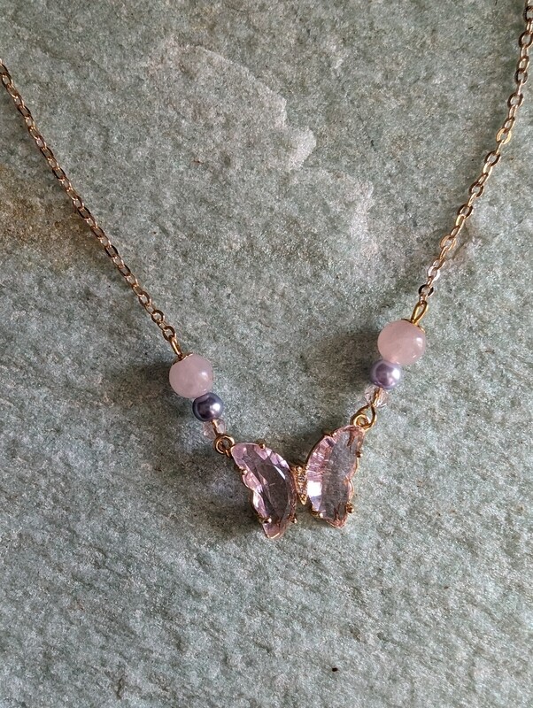 collier papillon Féérique quartz rose