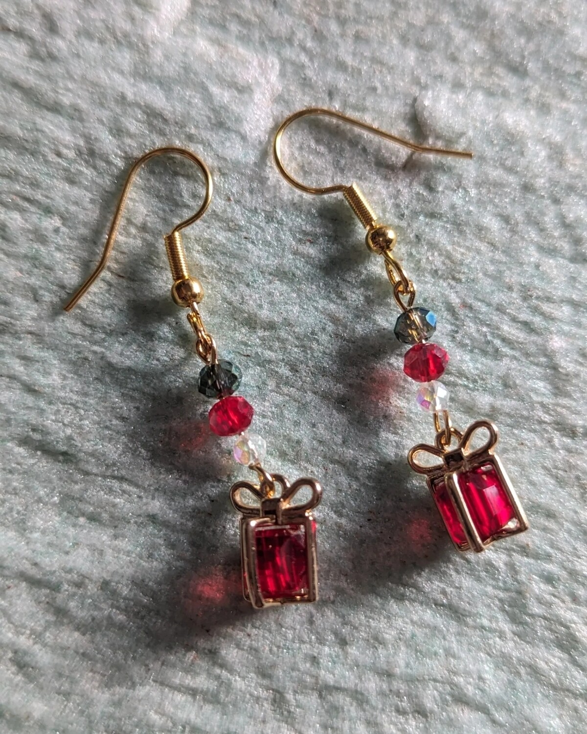 Boucles d&#39;oreilles Cadeaux rouge