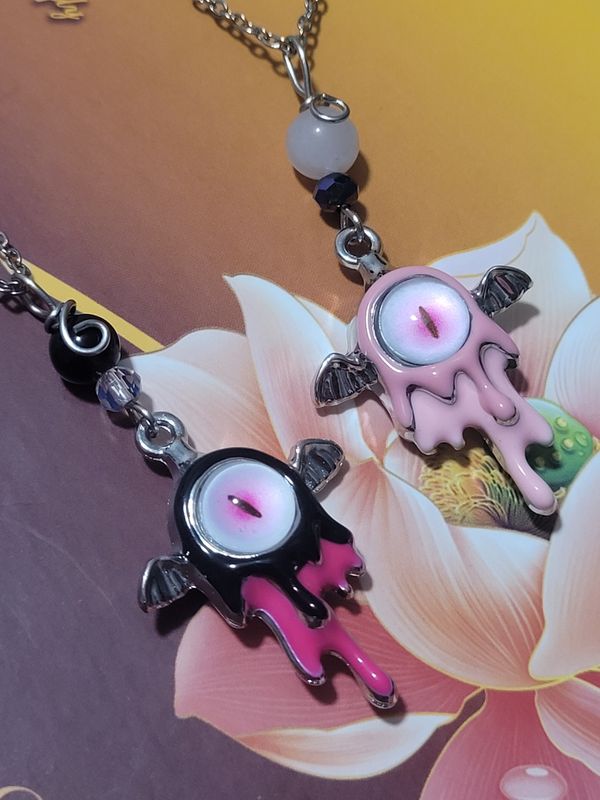 Pendentif Vel&#39;koz