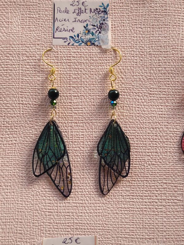 Boucles d'oreilles papillon verte symétrique