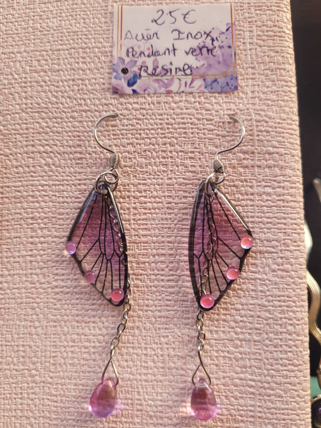 Boucles d&#39;oreilles short symétrique violette 