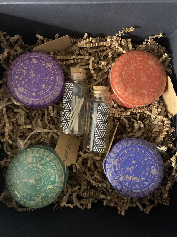 A&amp;V astrology theme candles