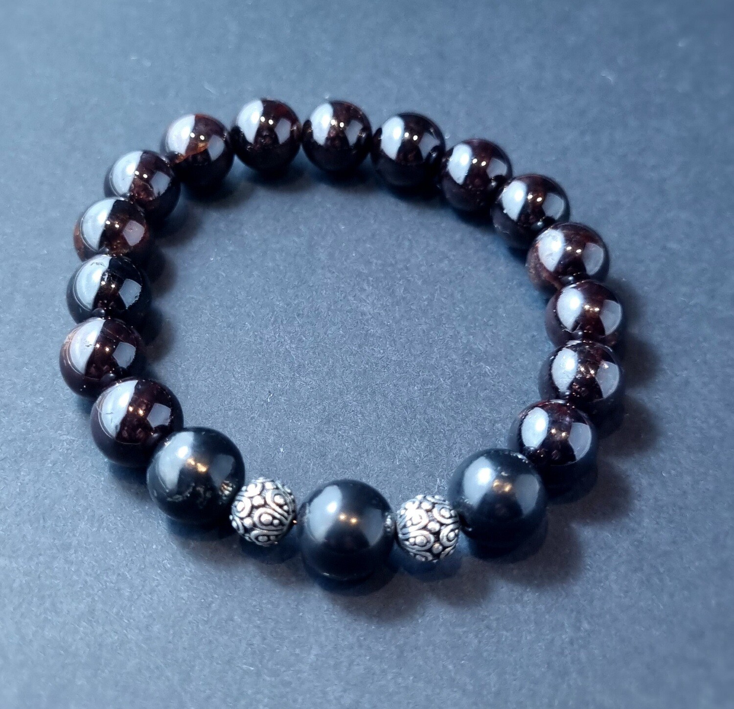 Shungite and Garnet Stretch Bracelet