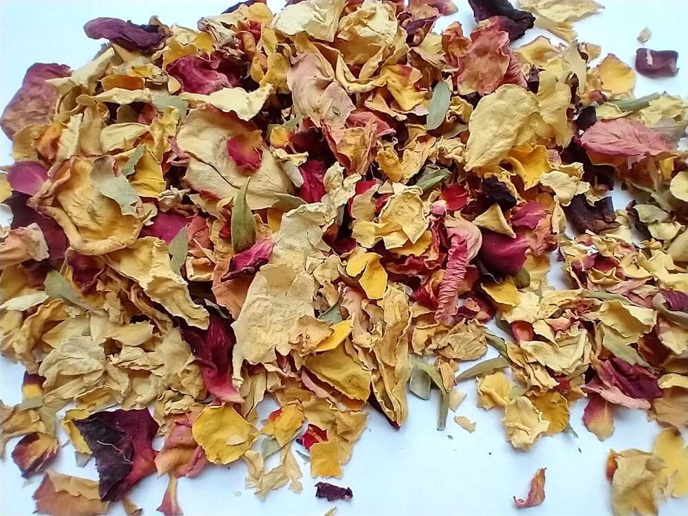 Rose petal confetti mixed petals Seconds - litre