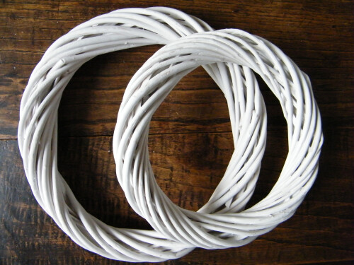 White Willow Wreath Ring