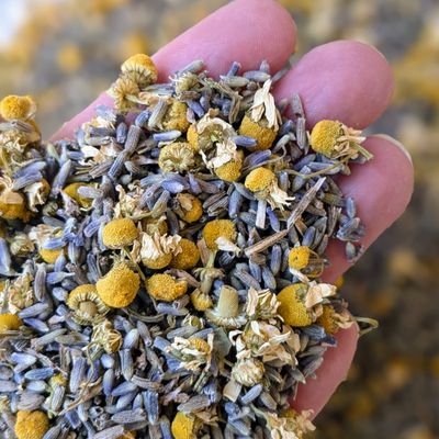 dried lavender chamomile potpourri