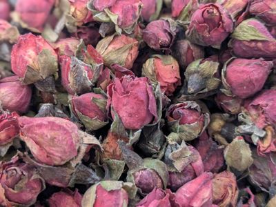 red rose buds dried seconds