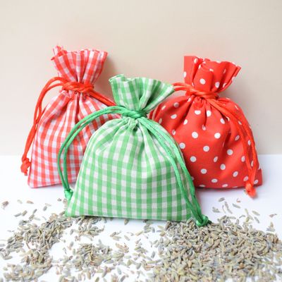 Christmas gingham lavender bags 10cm 3 pack christmas lavender bags
