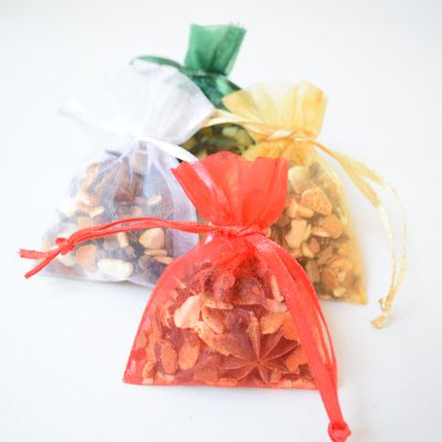mini christmas potpourri bag