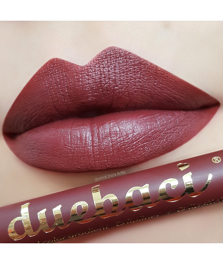 Due baci Conspiracy - Neve Cosmetics