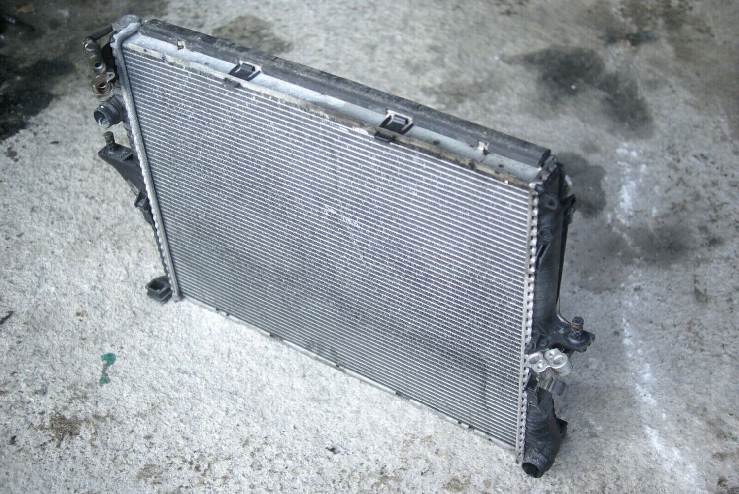 Porsche Cayenne S 9PA 955 Wasserkühler Kühler Klimakühler Kondensator Turbo