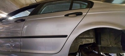 BMW E46 Tür hinten links silber