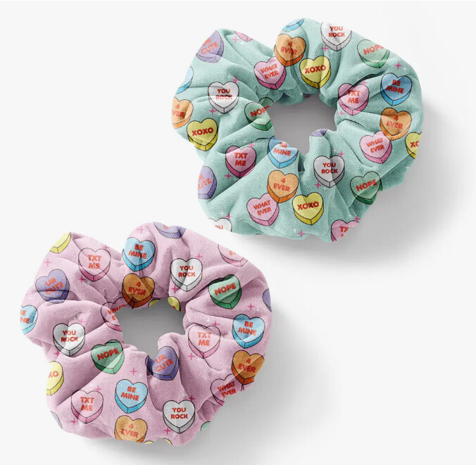 Candy heart scrunchie