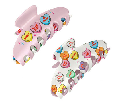 Candy heart claw clip