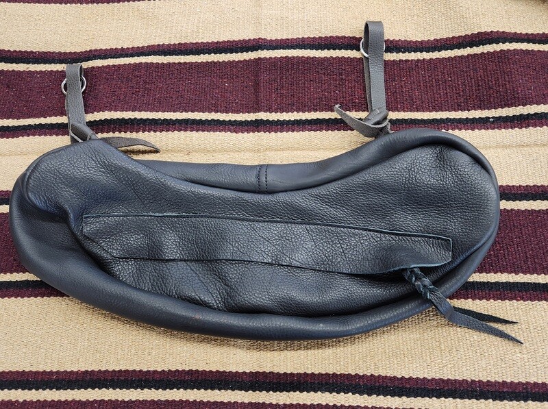 Cantle Bag, Banana Style - Black Chap Leather