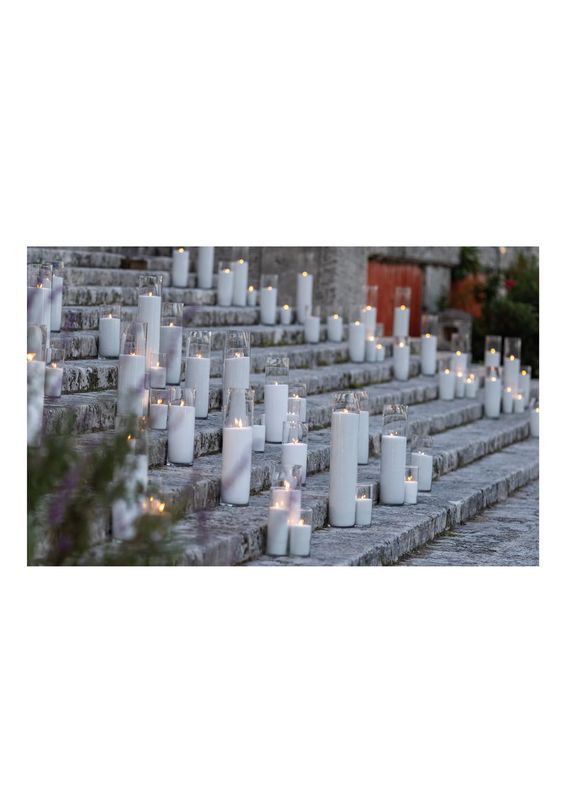 Signature Pour Candles