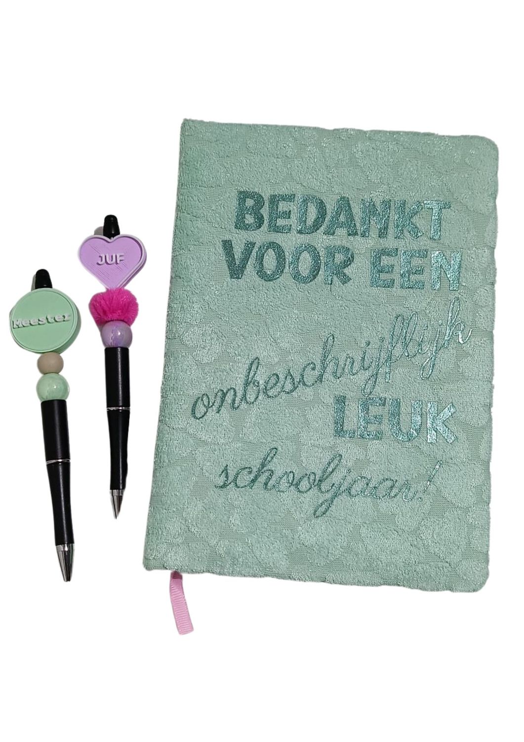 Notitieboekje met pen voor juf of meester Notitieboekje met pen voor juf of meester