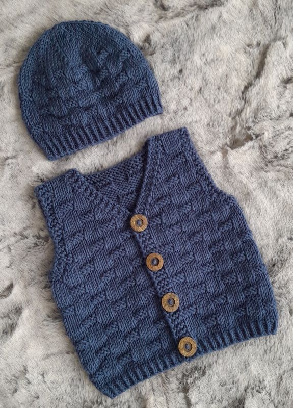 Theodore Vest &amp; Hat 3-6mths 