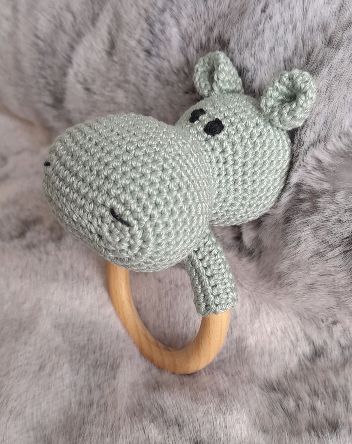 Hippo rattle 