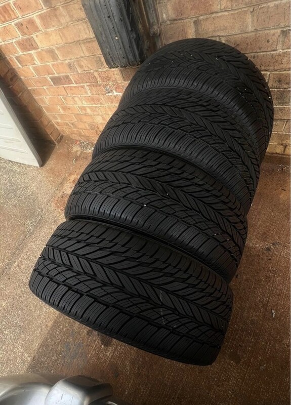 245/45R19 VOGUE TYRES WHITE/GOLD CUSTOM 4 Tires