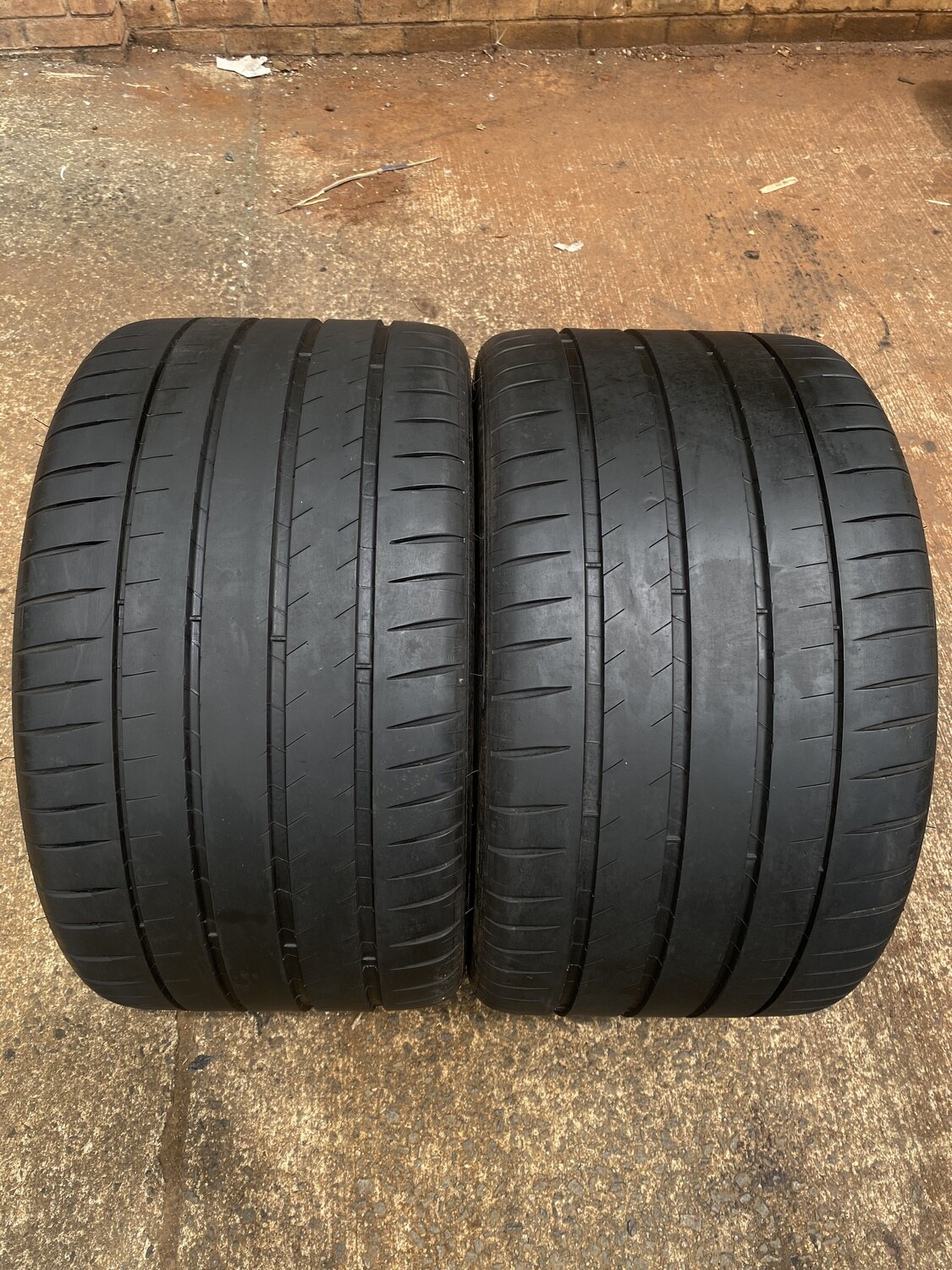 305/30zr19 Michelin Pilot Sport 4S Pair of 2 Tires