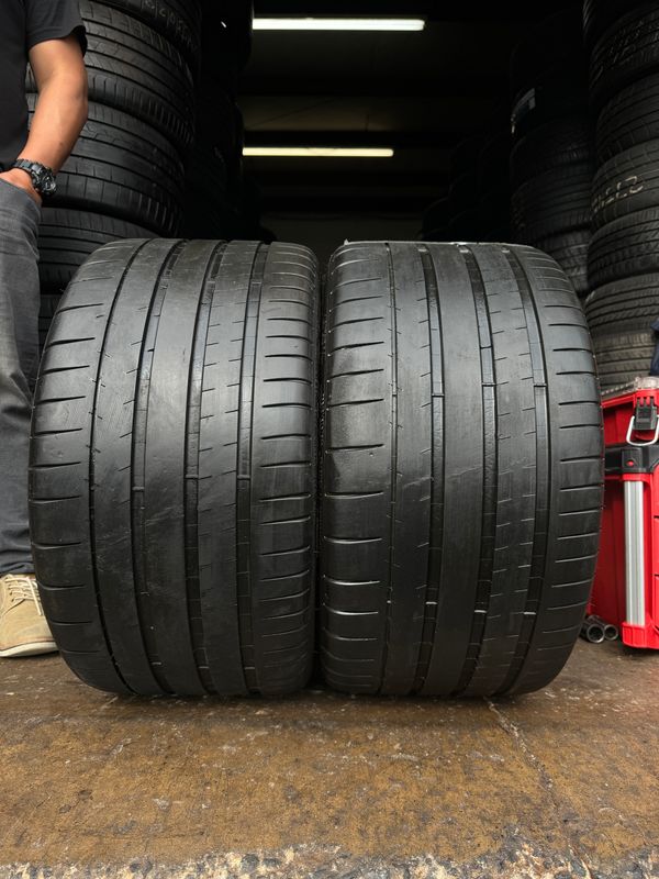 285/30/19 Michelin Pilot Super Sport Pair of 2 Tires