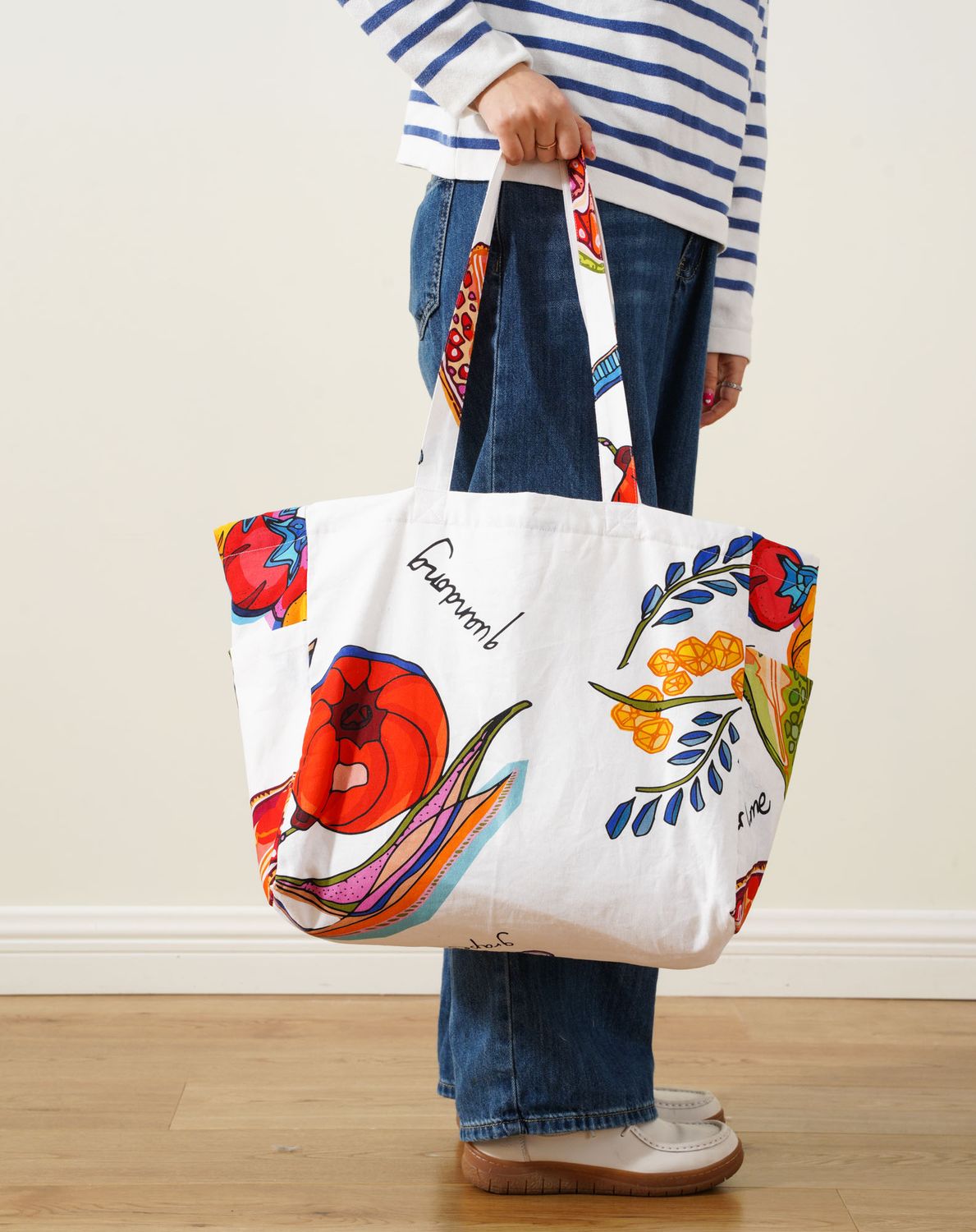 Large tote bags