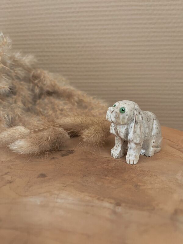Speksteen hond