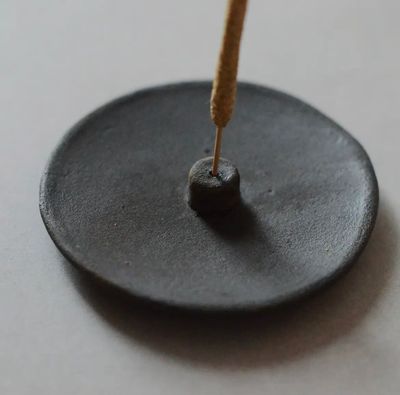 INCENSE HOLDERS & SMUDGING BOWLS