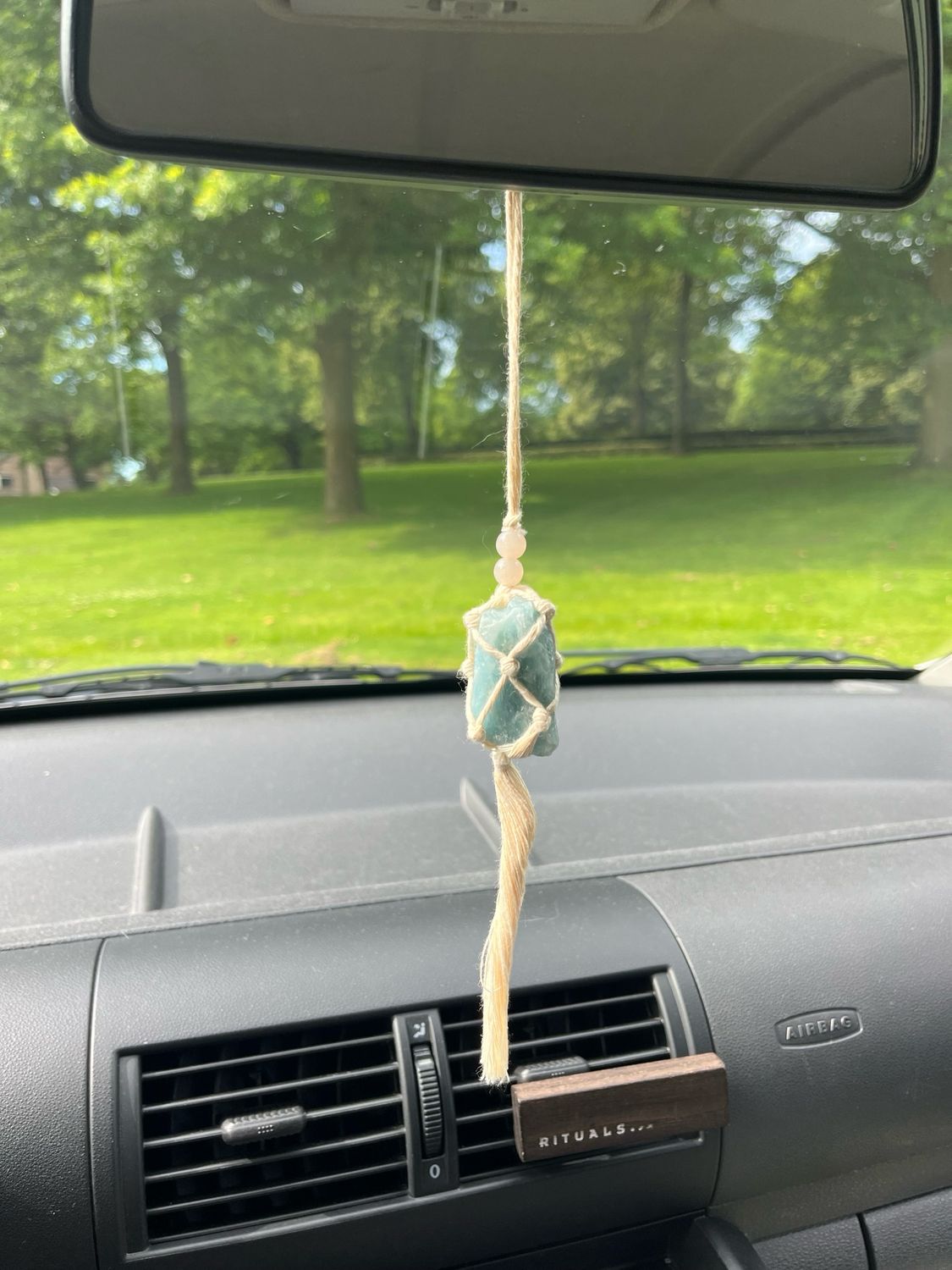 Aquamarijn Hanger Auto