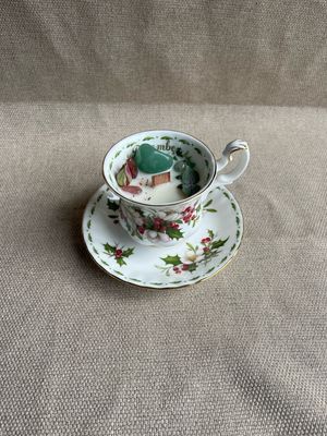 I AM. COSY december klein I AM. COSY december klein