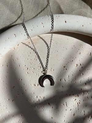 Ketting maantje Ketting maantje