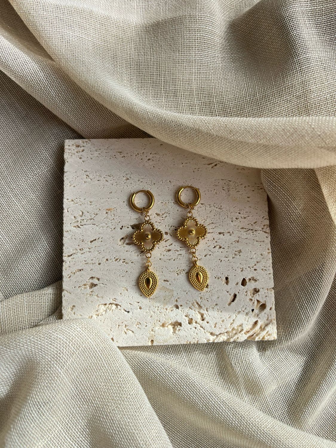 Oorbellen goud Oorbellen goud