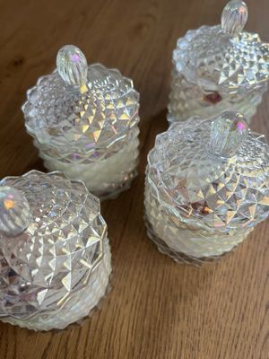 I AM. BLOOMING I AM. BLOOMING