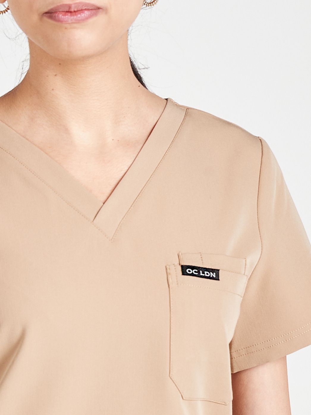 Women's Luna Scrub Top - Coffee Cream