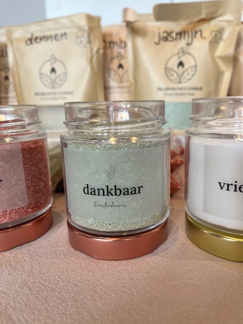 Dankbaar - koesterkaars met kaarsenzand naar keuze